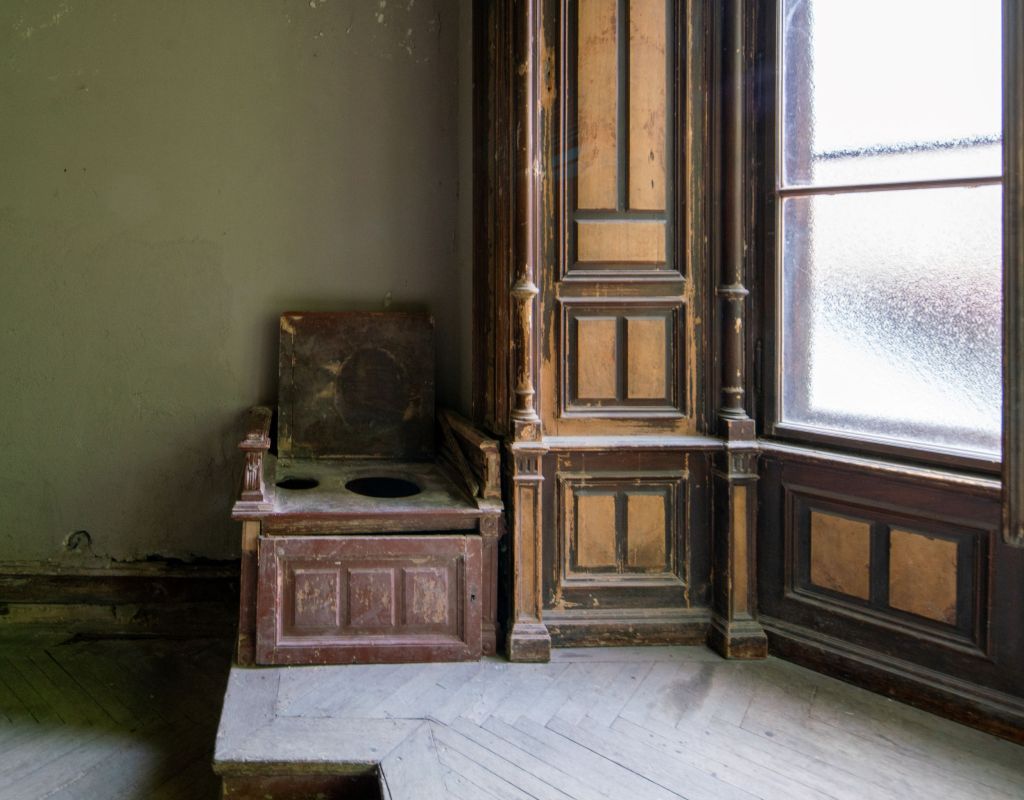 Old toilet in an abandoned building in the center of Budapest