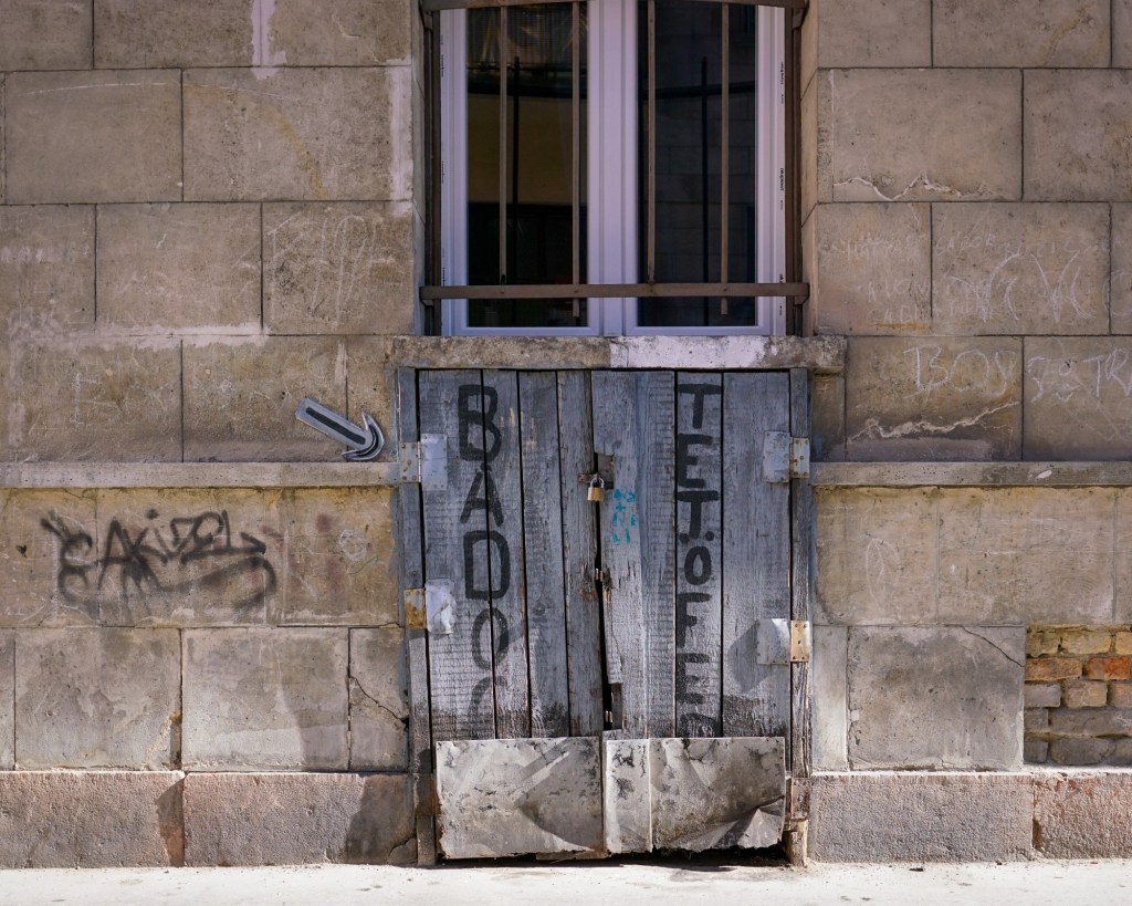 The now disused workshop of a roofer in Józsefváros, the 8th district of Budapest