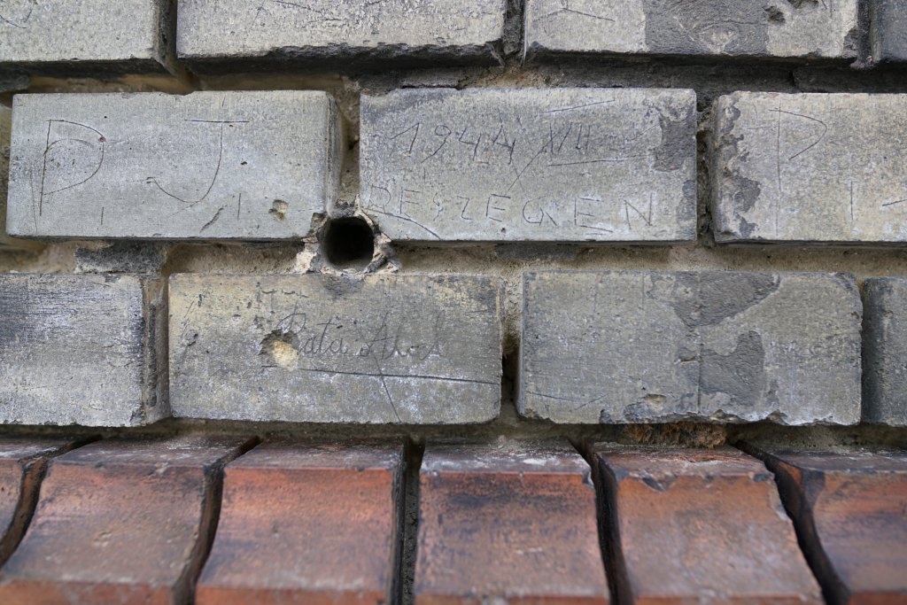 "1944 VII Drunk" a historical graffiti in Józsefváros, the 8th district of Budapest
