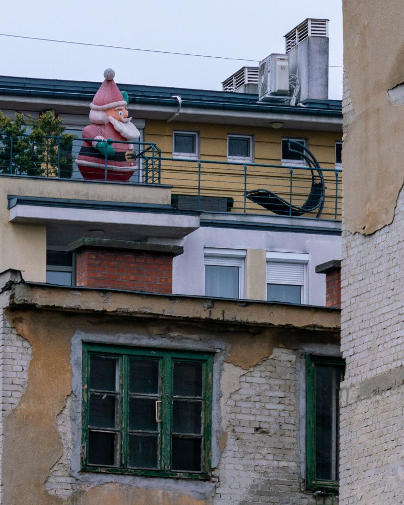 Inside Nagy Lajos útja 104 a low-income housing project from the late 1920s in Budapest