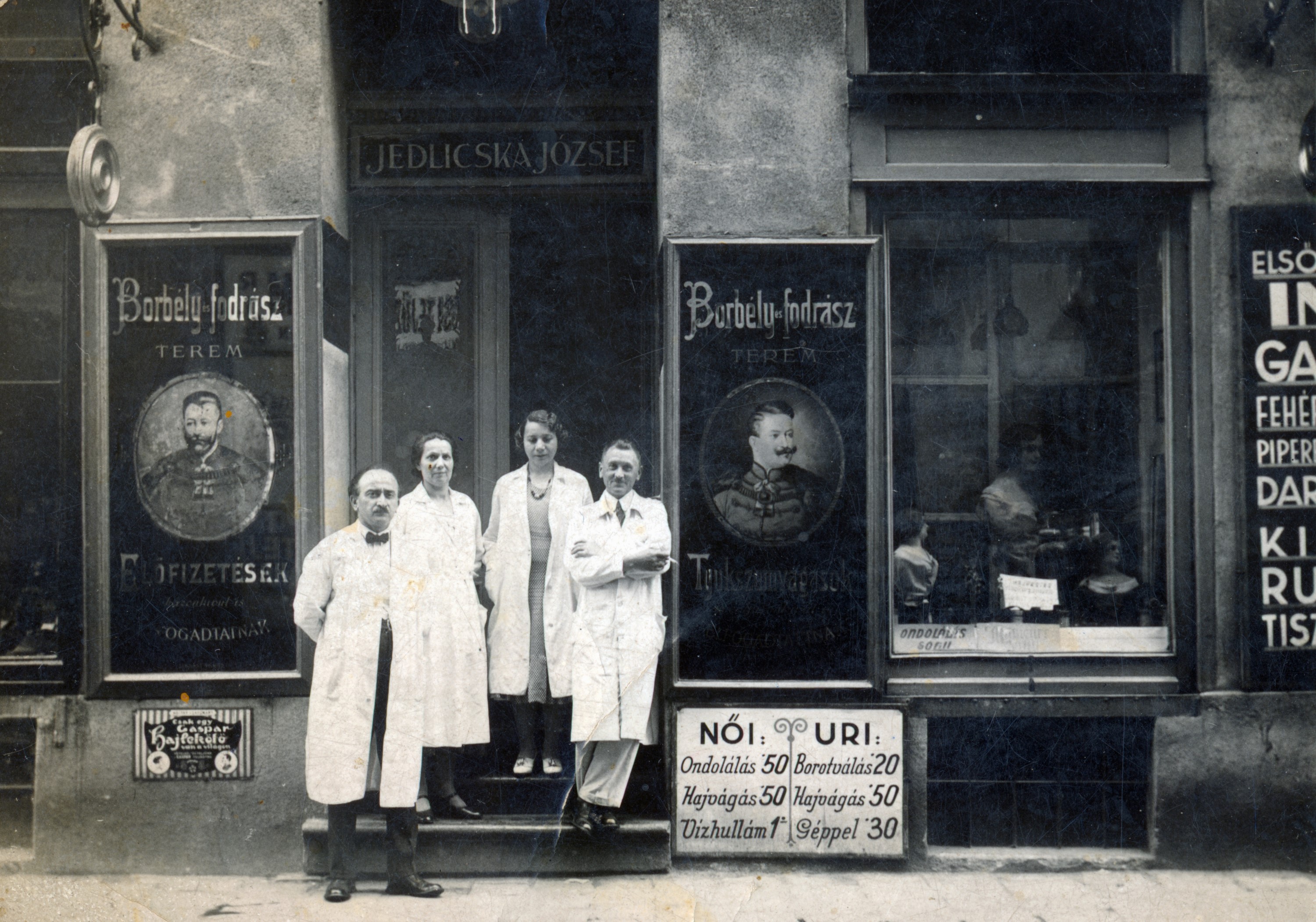 Old photo of a hairdresser's storefront in Budapest