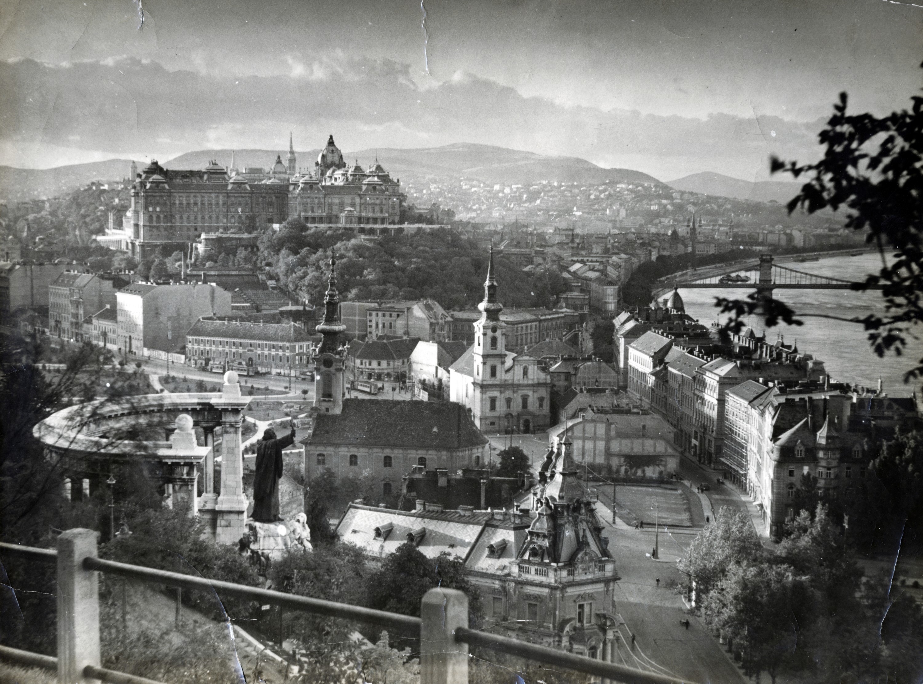Old black and white photo of Budapest shot from Gellért