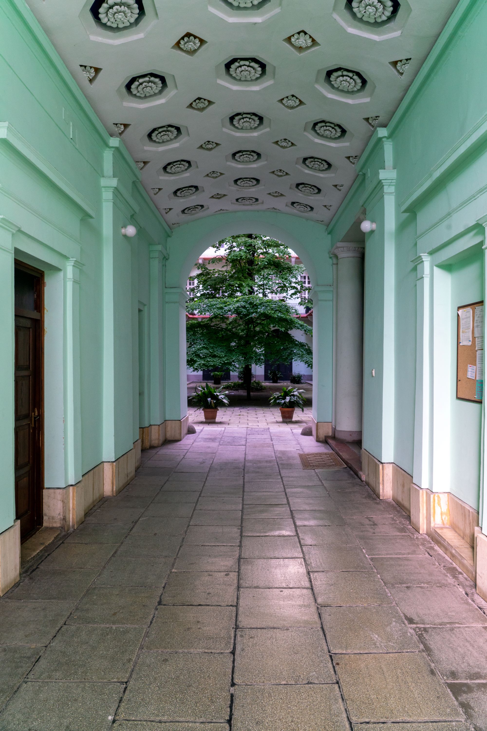 Entrance of Apáczai Csere utca 3 in Budapest