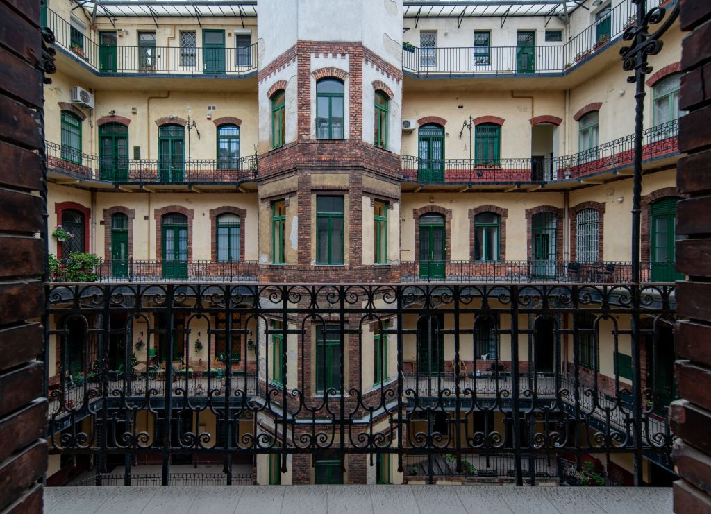 Old building at Havas utca 2, Budapest