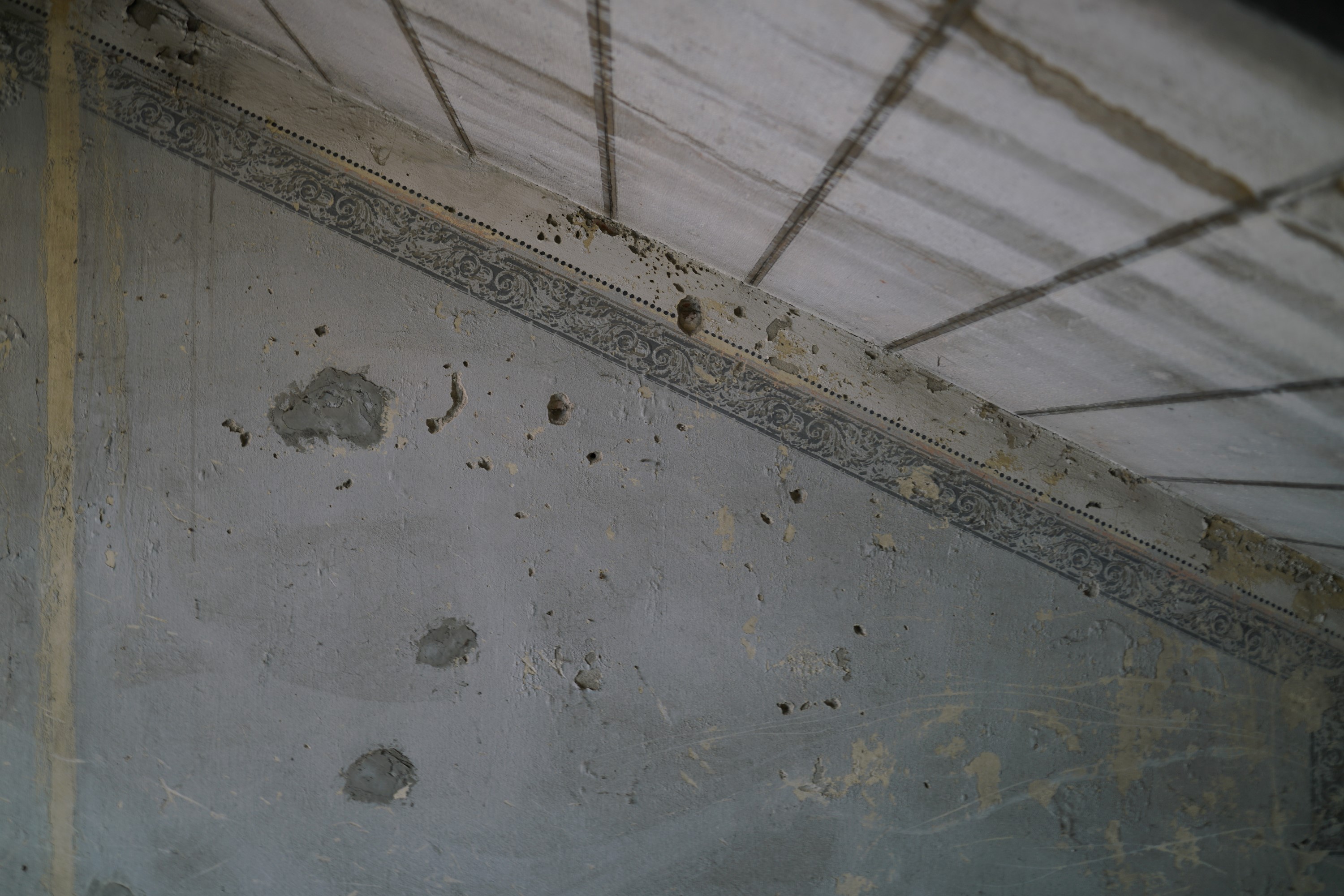 Pálya utca 15: Old House with Bullet Holes from 1945