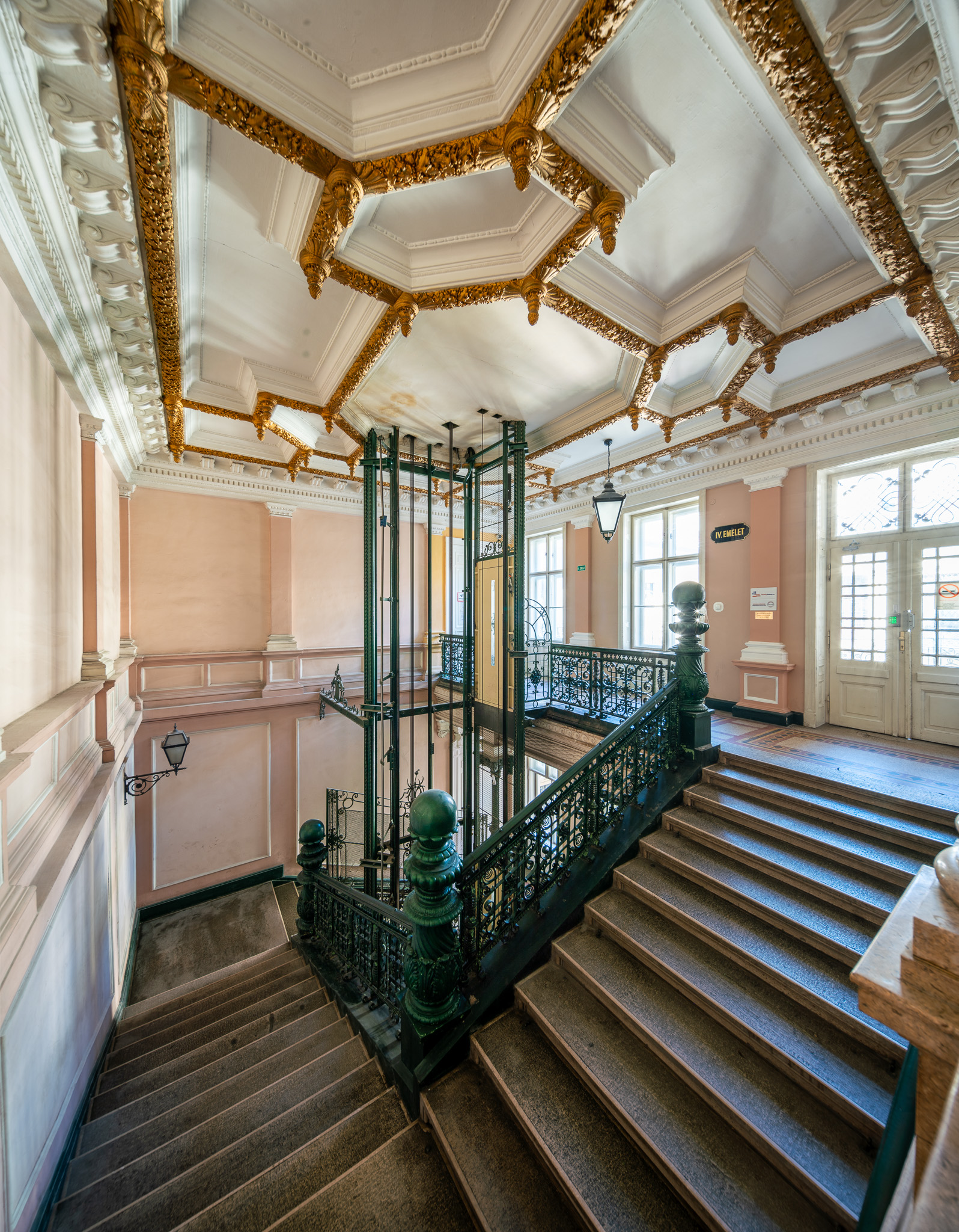 Inside the Foncière-palota designed by Adolf Feszty on Andrássy út, Budapest
