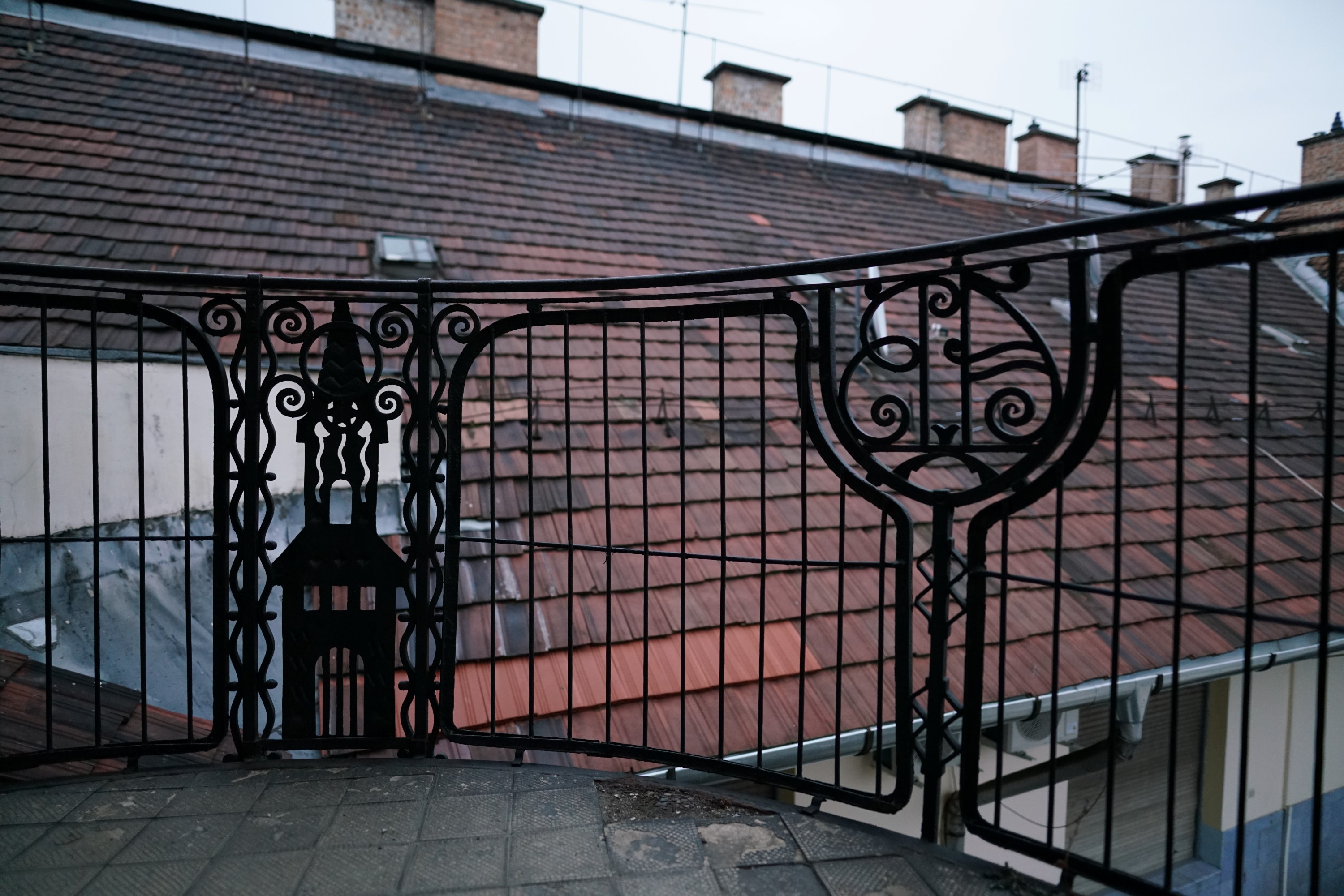 Dohány utca 22: The Art Nouveau Árkád Bazár building