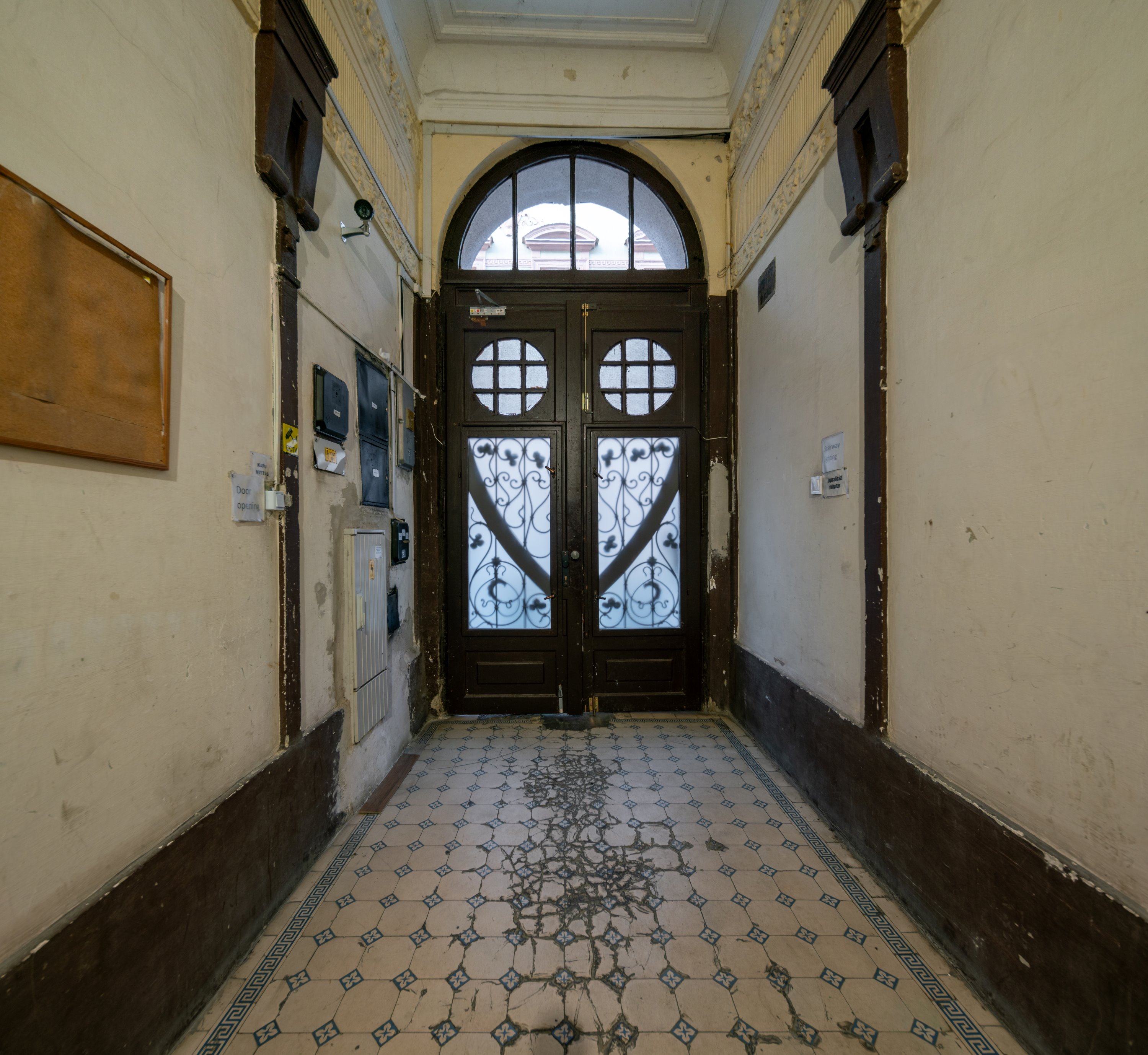 Art Nouveau house in Hajós utca, Terézváros, Budapest