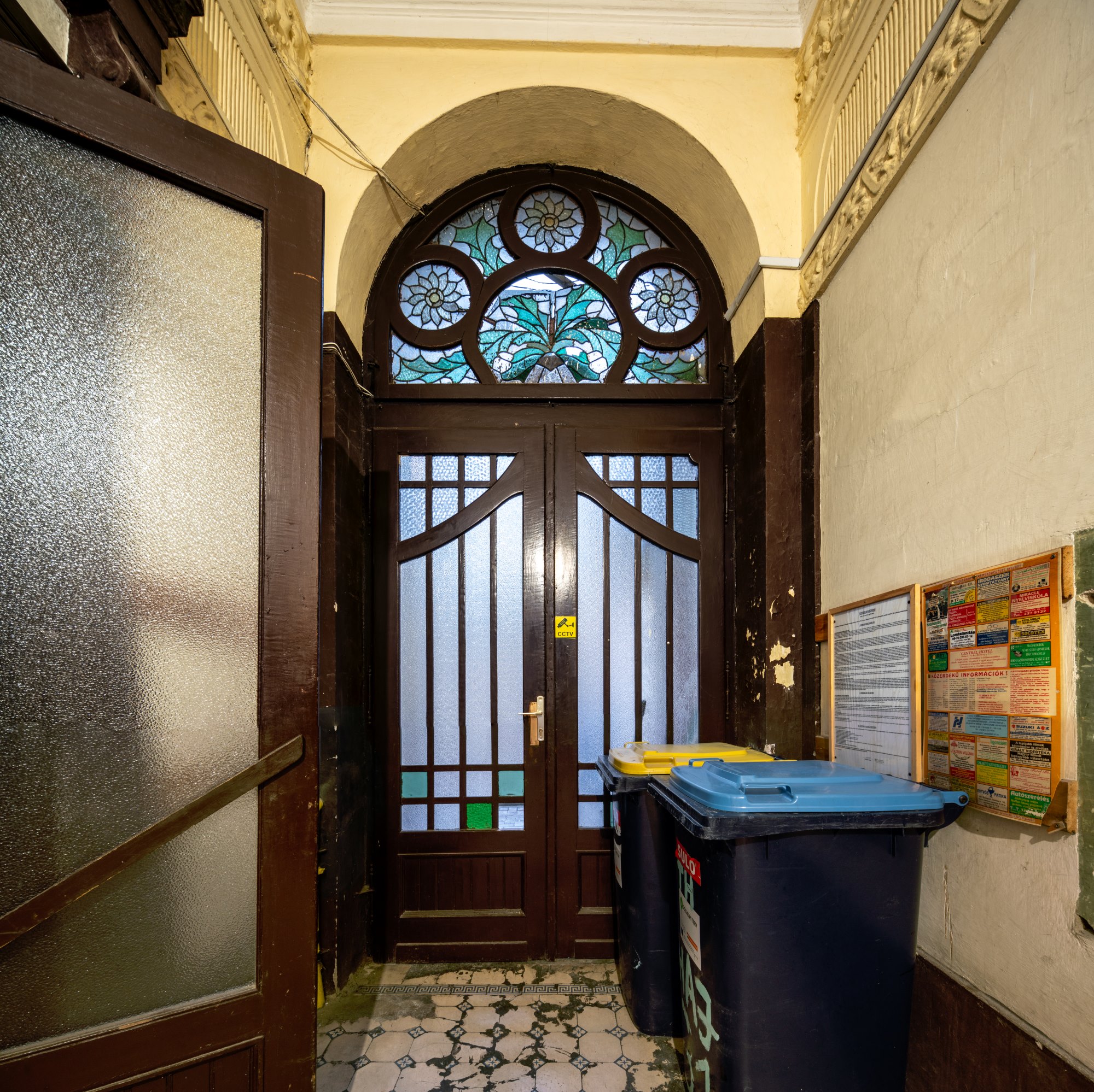 Art Nouveau house in Hajós utca, Terézváros, Budapest