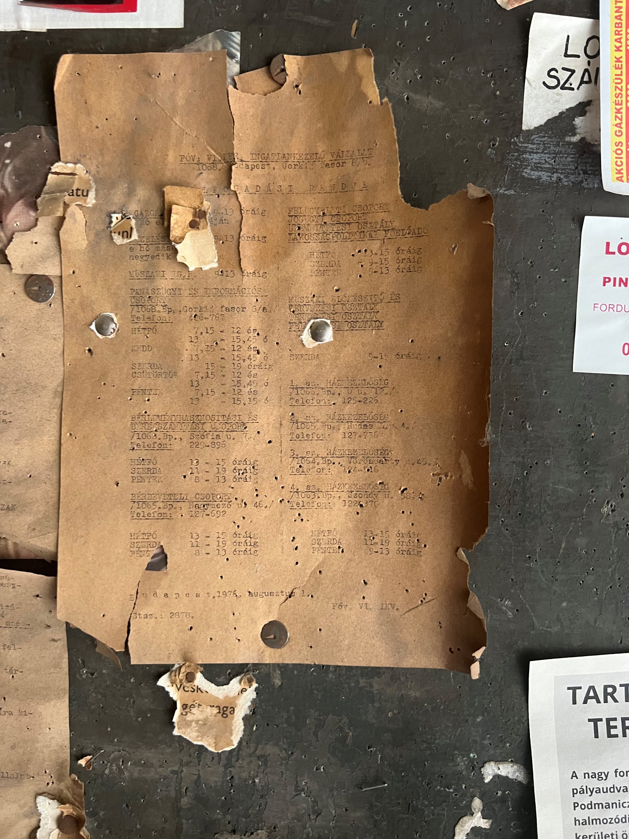 Csengery utca 80 - Decaying house in Terézváros, Budapest