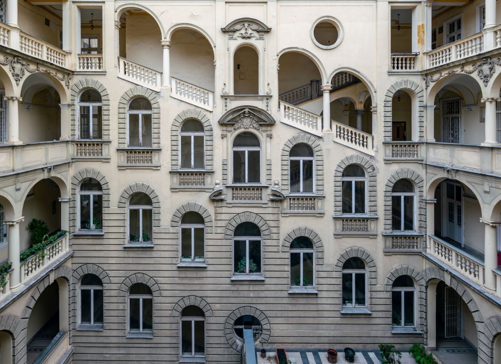 Kossuth Lajos utca 4 : The&nbsp;Dreher-Palace