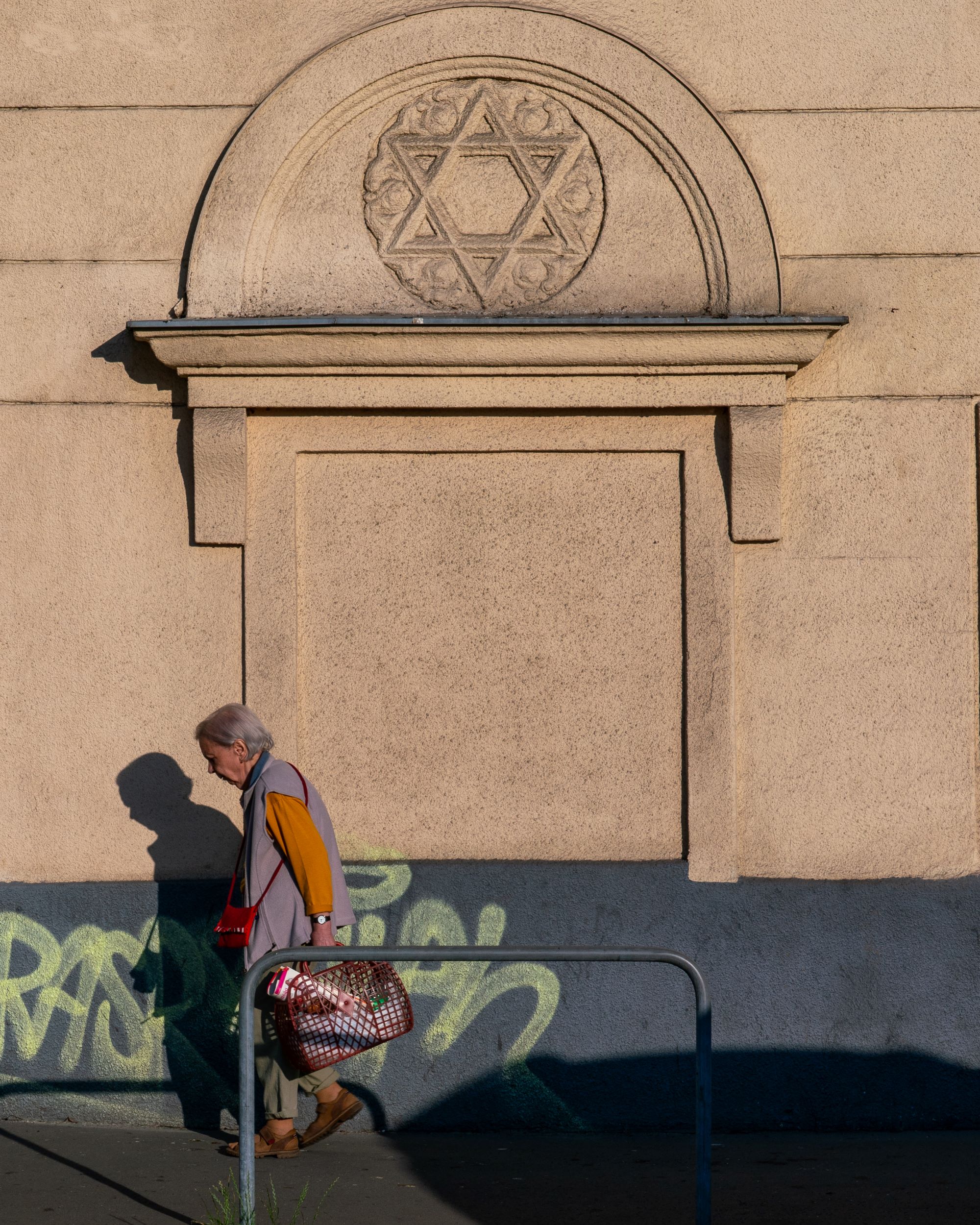Hidden Synagogue in Budapest, Hungary on Frankel Leó út