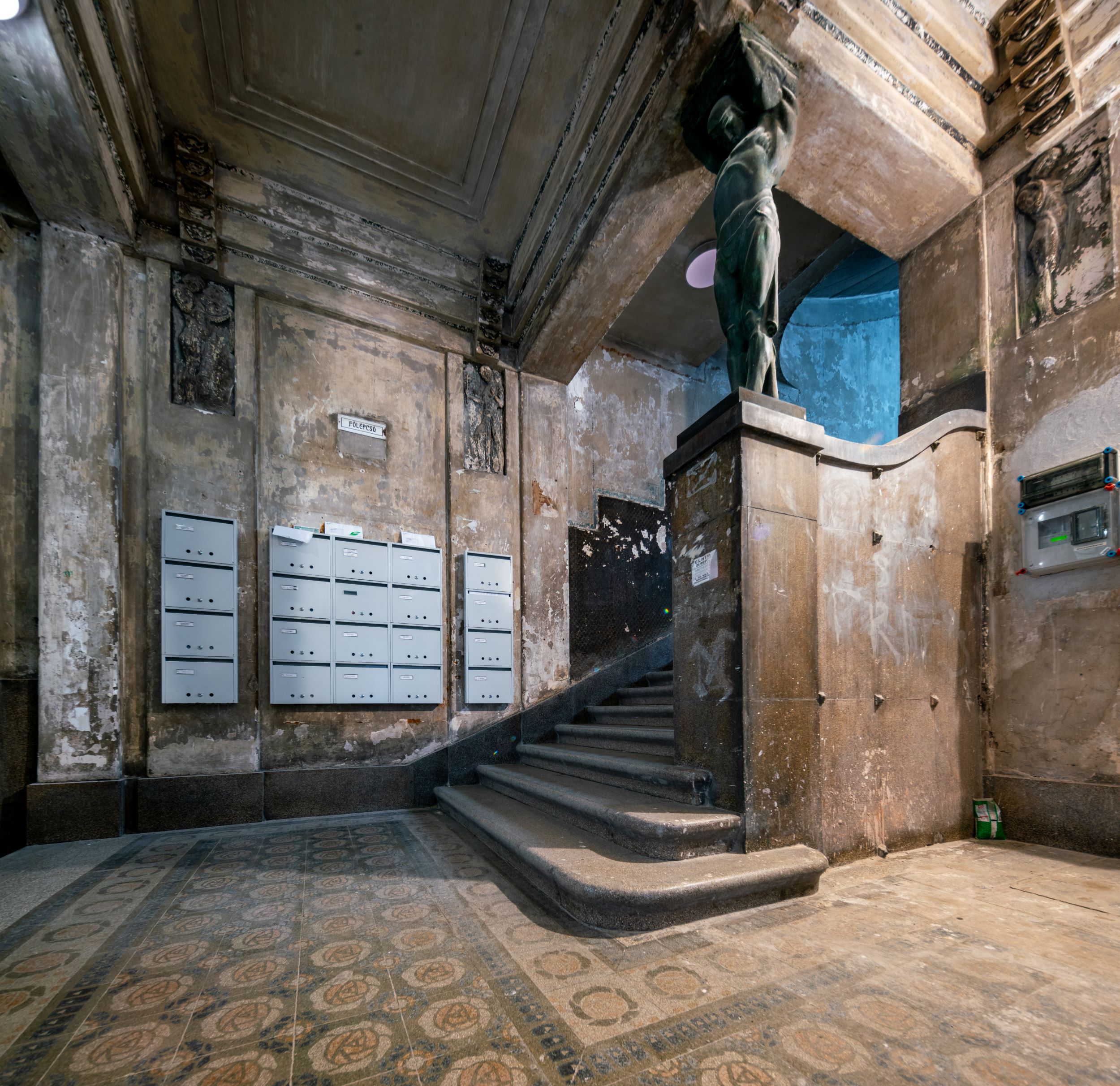 Decaying Art Nouveau building in Józsefváros, Budapest