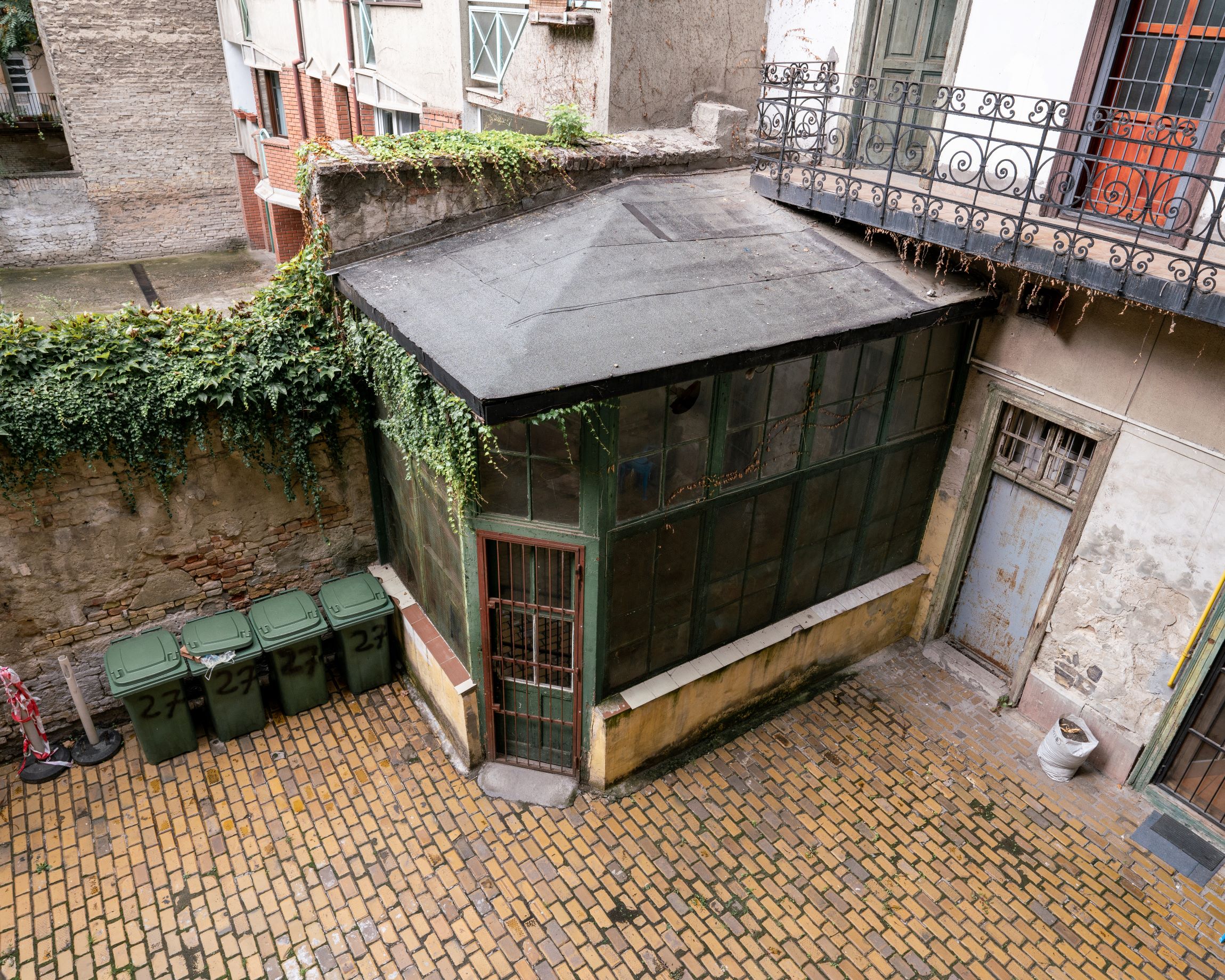 Hidden courtyard in the 8th district of Budapest