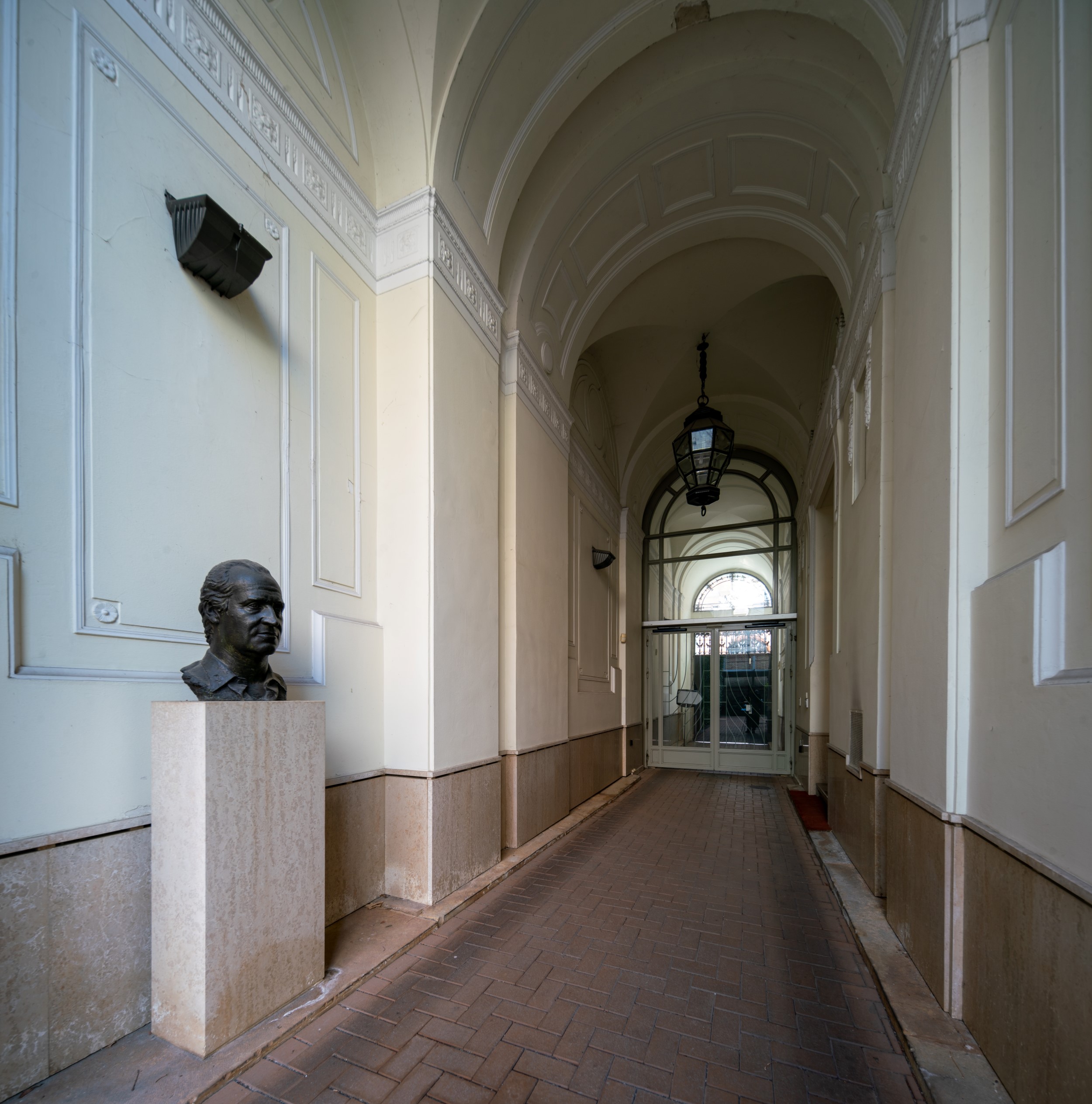 The building of the Embassy of Spain is located at Eötvös utca 11b in the 6th district of Budapest. In 1944/45 thousands of Jews were hidden and saved by Ángel Sanz-Briz, the Spanish chargé d'affaires