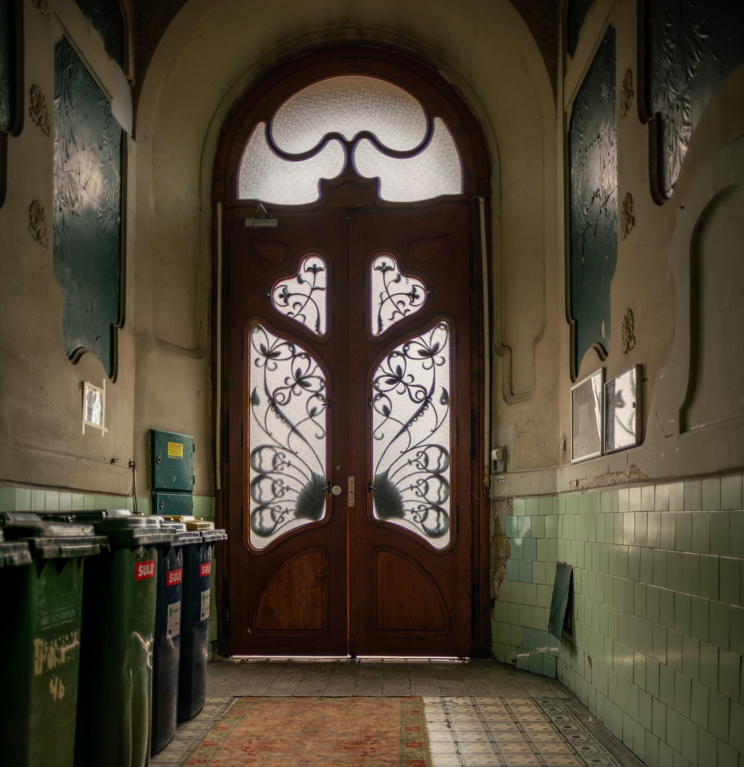 Thököly út 46: The Art Nouveau Szenes-Ház in Budapest